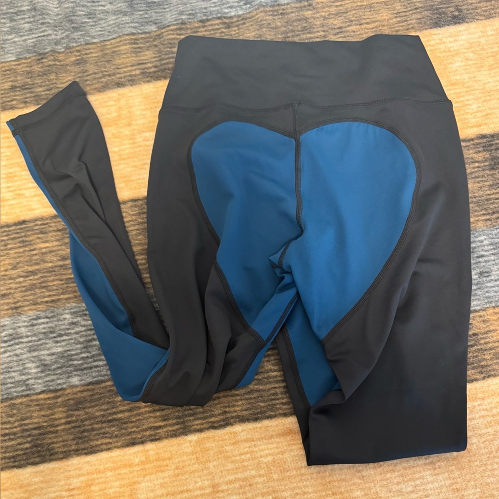 Barbella/evree collab sz M NWOT black and teal heart booty